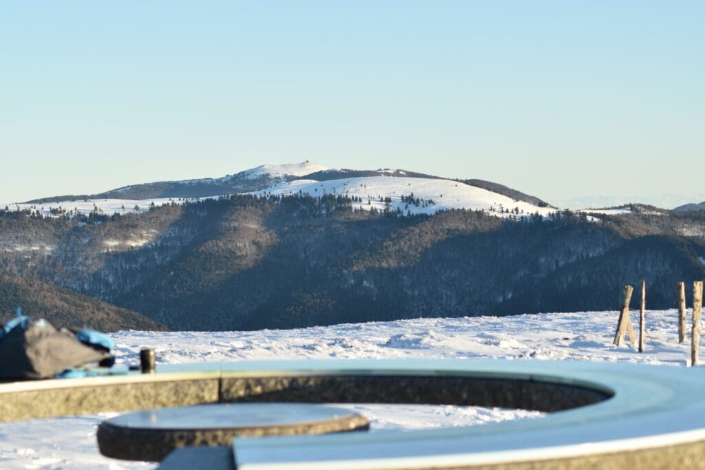 panorama 360 degrés montagne vosgienne avec vue sur le Grand Ballon